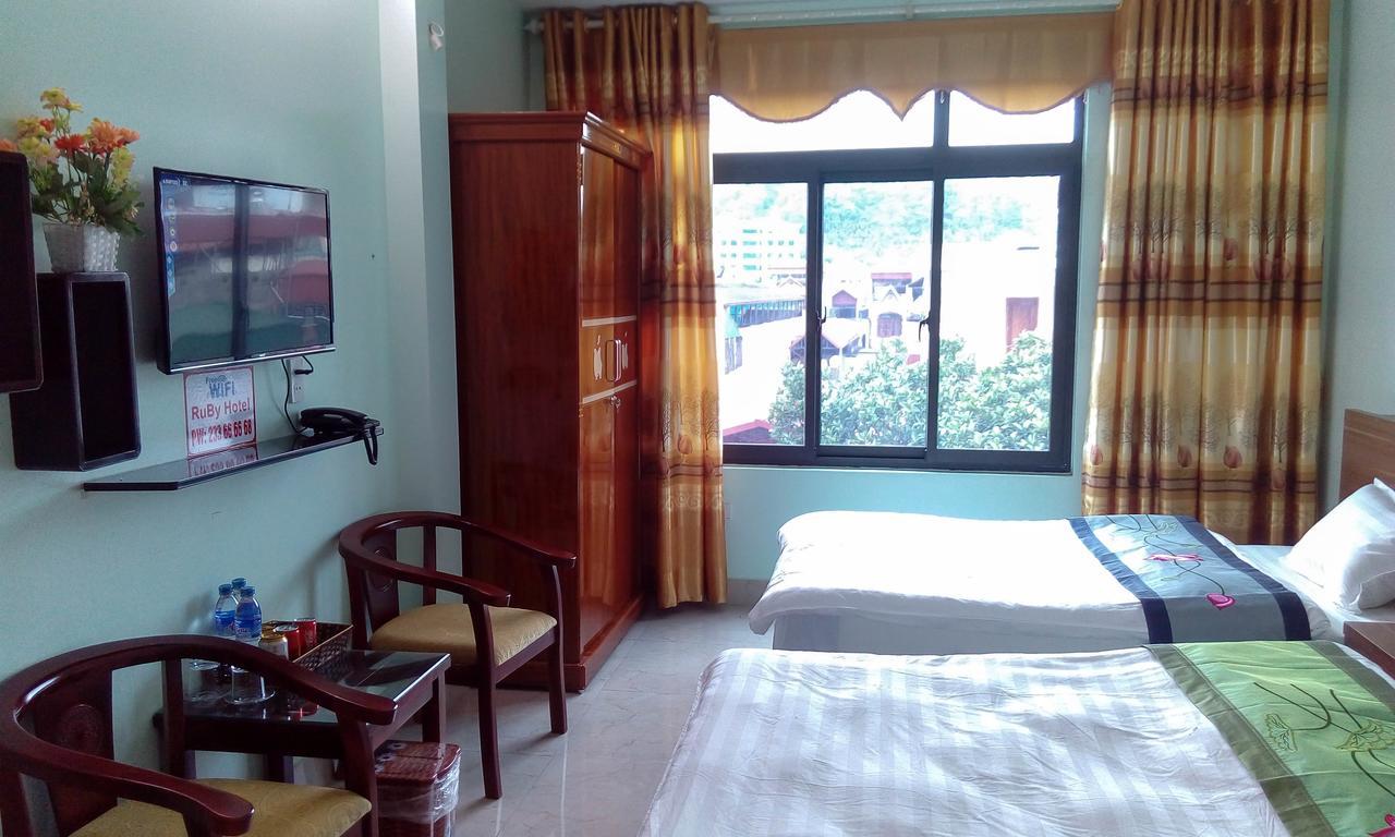 Ruby Hostel Ha Giang Exterior foto